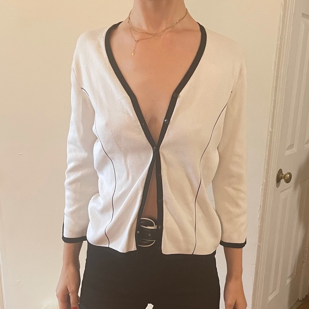 Vintage Shego’s White + Black Trim 3/4 Sleeve V Neck Cardigan Sweater Fit S M L - Picture 11 of 16